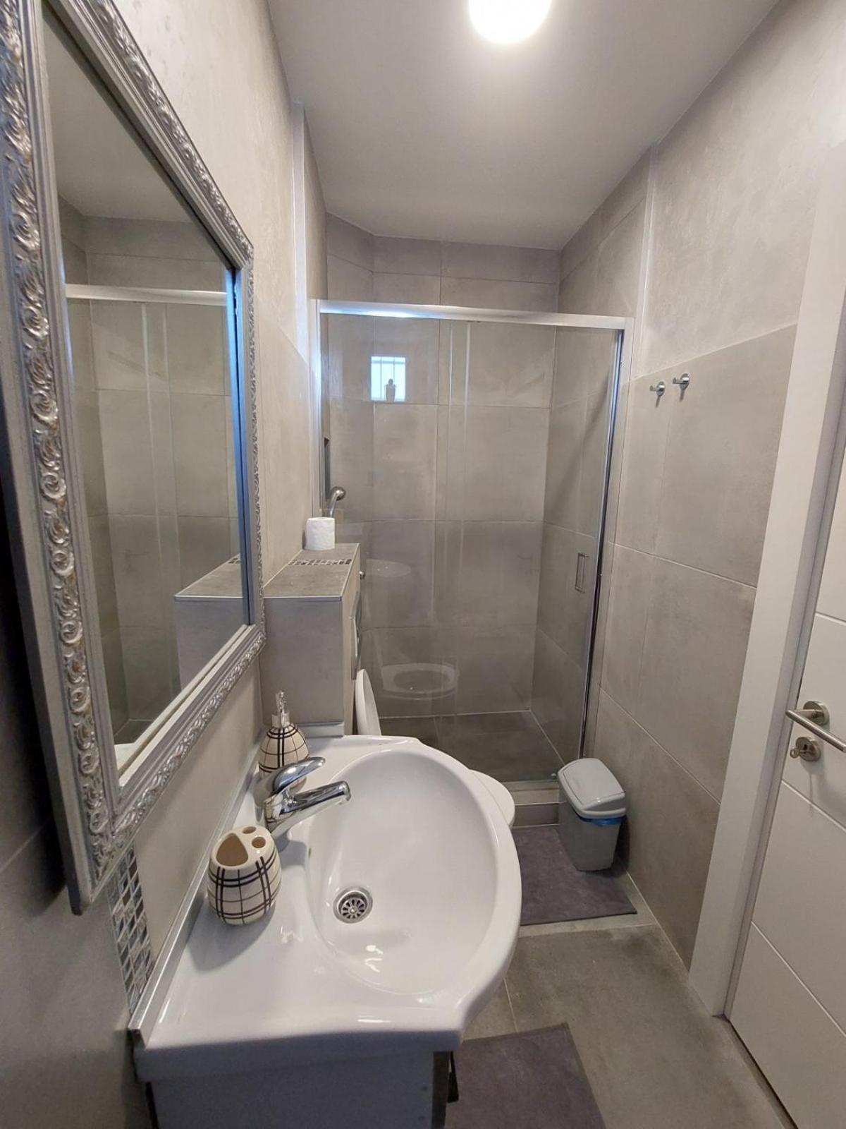 Apartment D&n Ledine
